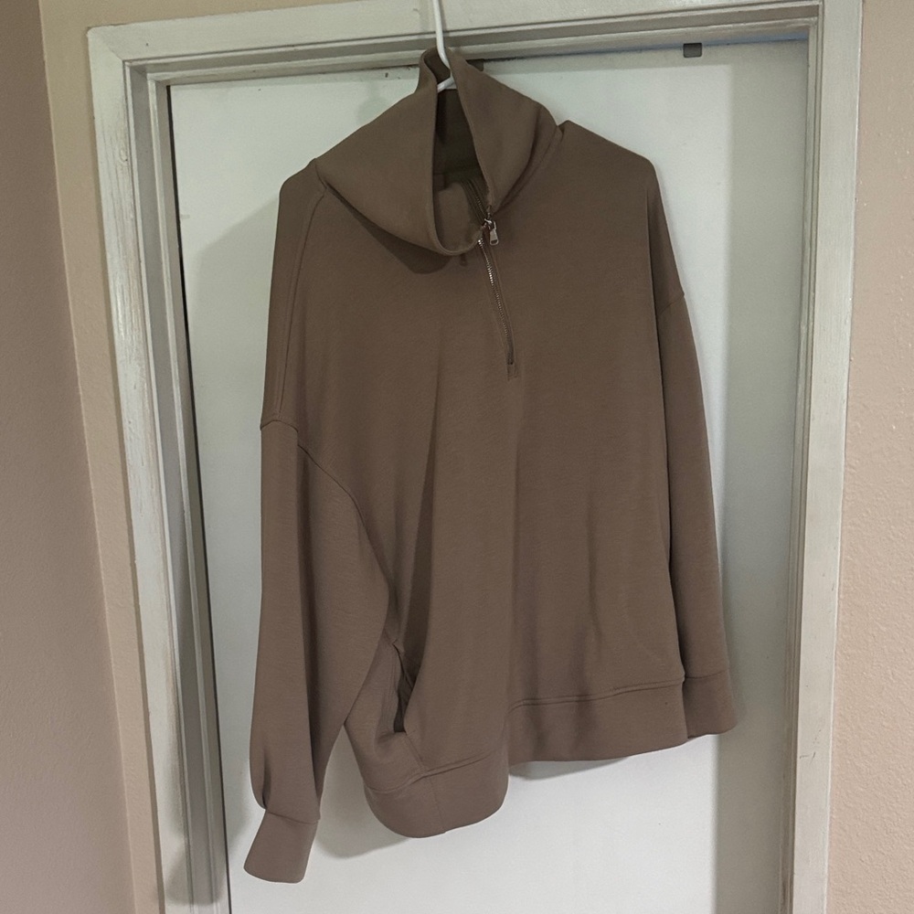Old Navy Bounce Fleece Maternity Quarter Zip